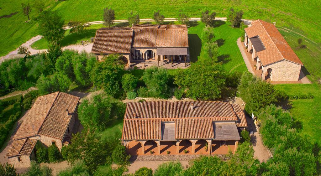 Bio Agriturismo Le Cascatelle Saturnia Eksteriør bilde