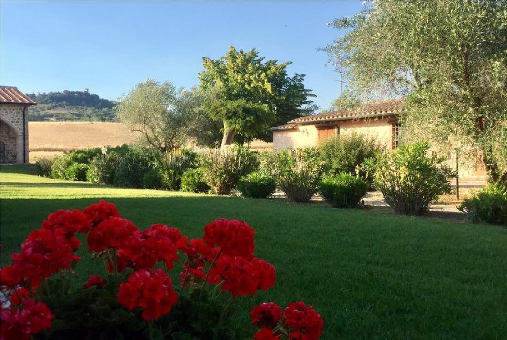 Bio Agriturismo Le Cascatelle Saturnia Eksteriør bilde
