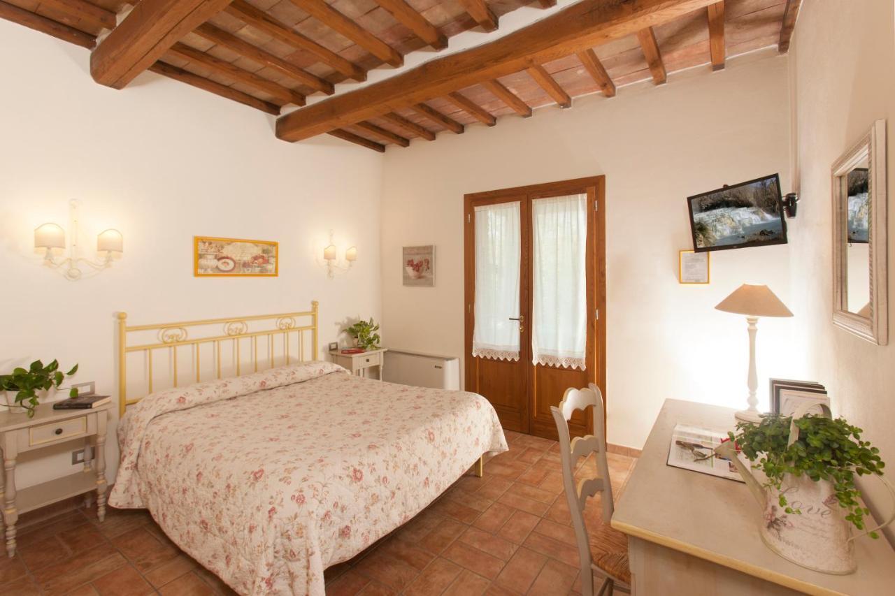 Bio Agriturismo Le Cascatelle Saturnia Eksteriør bilde